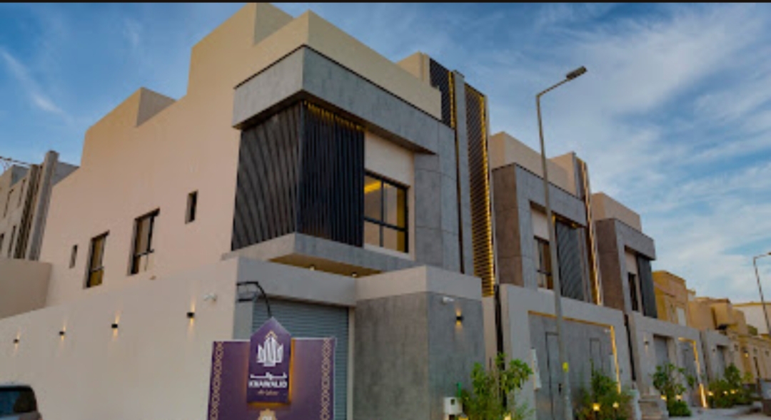 Building Image